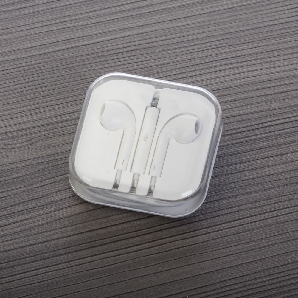 Fone de Ouvido Estéreo com Microfone BRANCO-ID XZ 12789-BRA